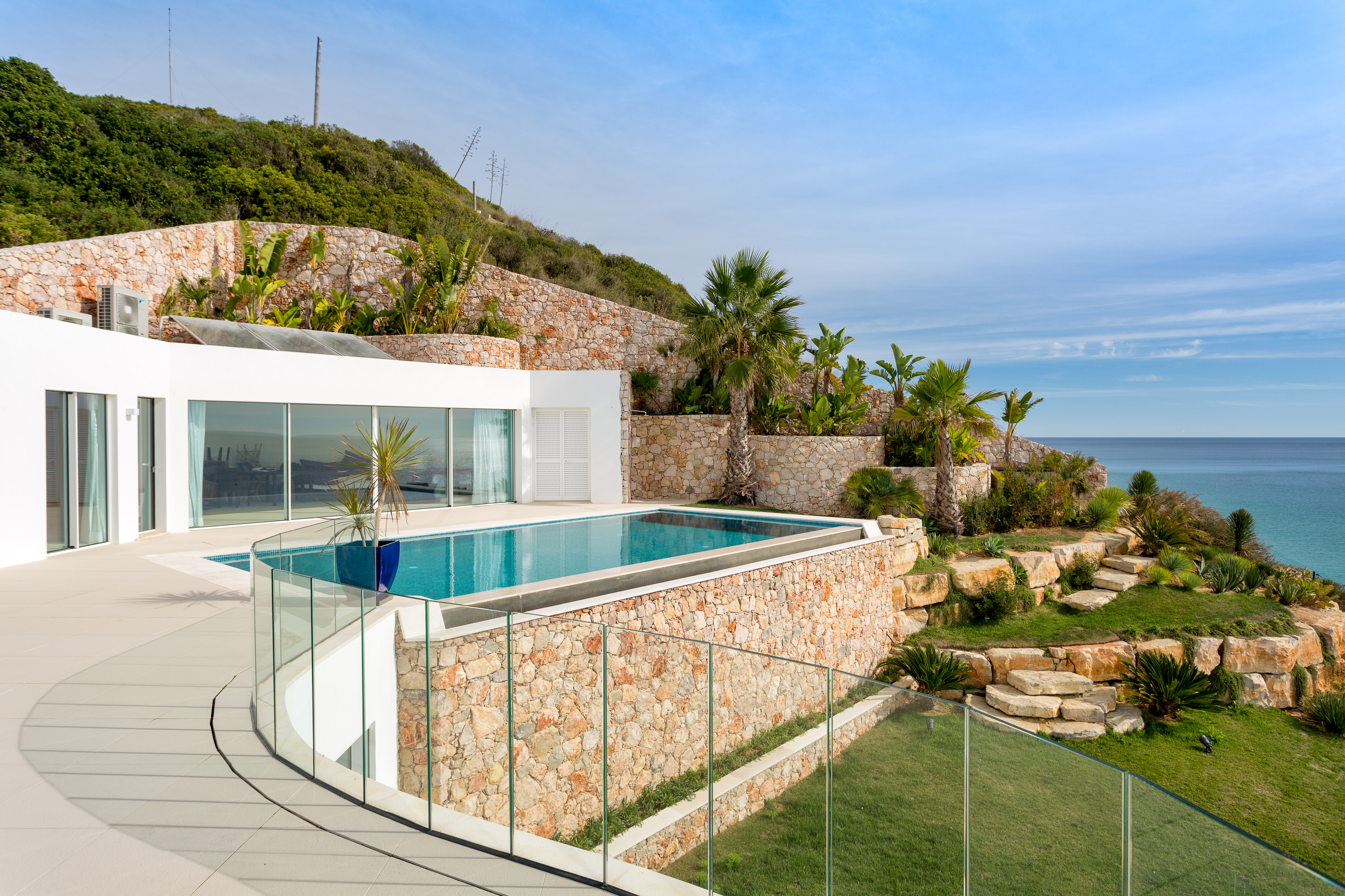 Salema Portugal Hotels; Portugal, Algarve, Salema, Villa Ilario - Location Maison charme