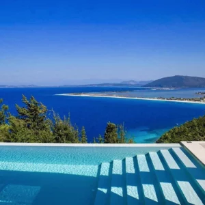 Vue sur la mer de la piscine privée de Villa Dania - Location de maison de vacances, Lefkada