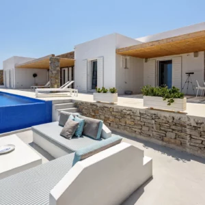 Espaces extérieurs aménagés de Sunray - Location de Maison Vacances - Paros