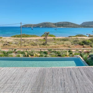 Alma-Vue de la piscine-Location villa de vacances-Onoliving-Antiparos