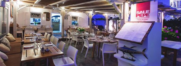 Restaurant, Carnet de voyages - Location Maison Vacances - Onoliving