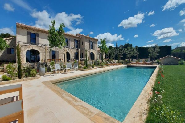 Location Maison de Vacances-Mas Mangue-Onoliving-Provence-Maussane-France
