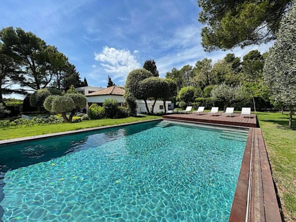 Location Maison de Vacances-Villa Emile-Onoliving-Provence-Maussane-France