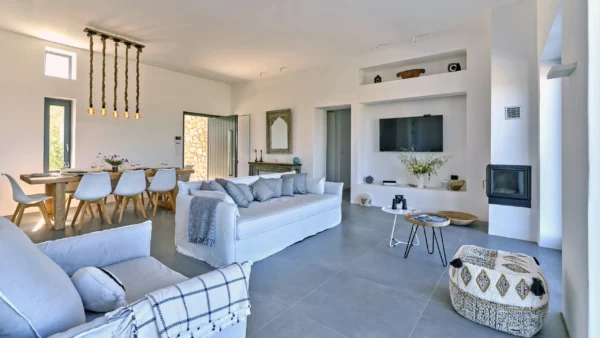 Villa Jaco - Espaces intérieurs de cette luxueuse villa située à Paros - À louer avec ONO Living