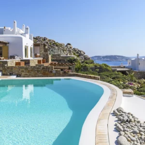 Villa Nazar - Vue sur la piscine et la mer - Location de maison de vacances - Onoliving