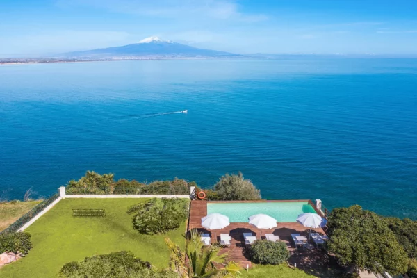 Vue mer Villa Onora en Sicile, location de vacances avec piscine à Syracuse