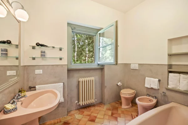 Salle de bains de villa Casale Rosa - Côte Toscane - Maremme