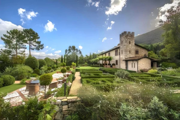 Vue sur les magnifiques jardin de Villa Bongi - Région de Lucca - Toscane