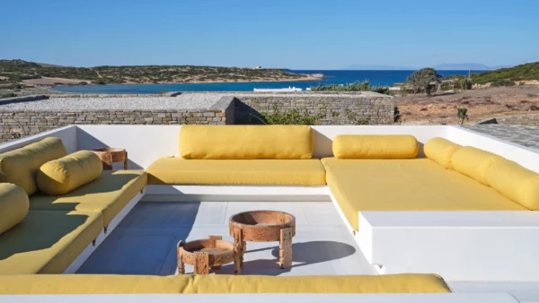 Magnifique espace extérieur avec vue mer depuis Avoca - Location d'une luxueuse villa de vacances - Paros