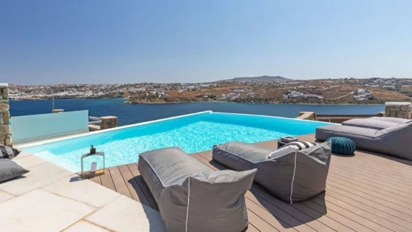 Piscine privée et vue sur la mer depuis Maya - Location de maison de vacances - Mykonos