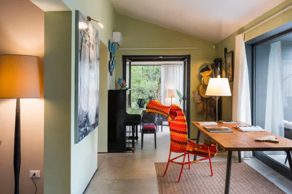 Espace intérieur avec la bureau à Villa Anabela - Location de villa en Sicle